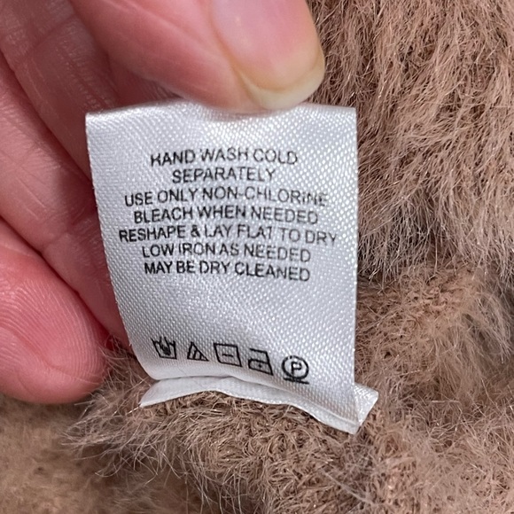 House of Harlow 1960 Revolve Camel Alicia Fuzzy Crop Sweater S - Picture 8 of 9